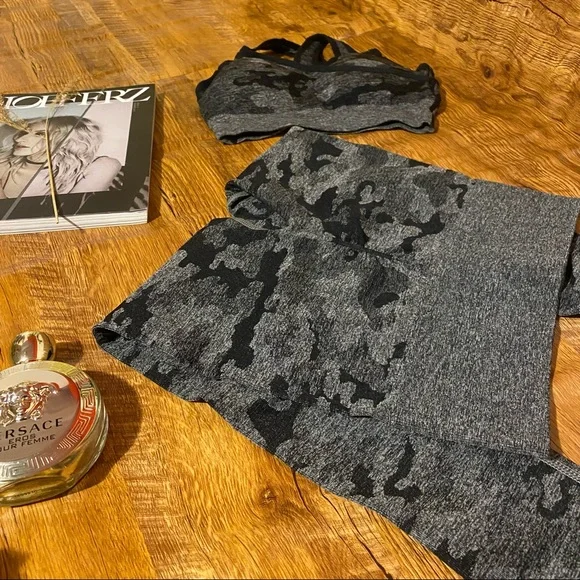 Grey camouflage gym set size S NWOT - Picture 10 of 11
